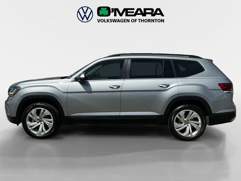 Used 2023 Volkswagen Atlas SE AWD/4WD image 2