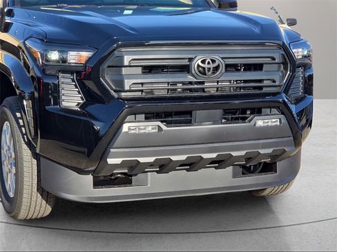 New 2026 Toyota Tacoma SR5 image 8