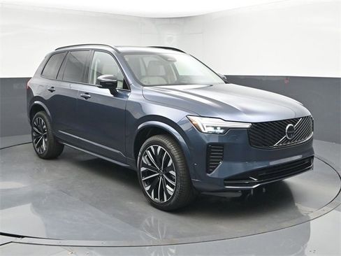 New 2026 Volvo XC90 B6 Ultra w/ Protection Package Premier image 6