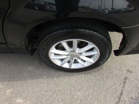 Used 2015 Dodge Grand Caravan SXT FWD image 40