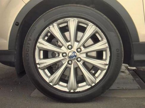 Used 2017 Ford Escape Titanium w/ Equipment Group 301A image 9