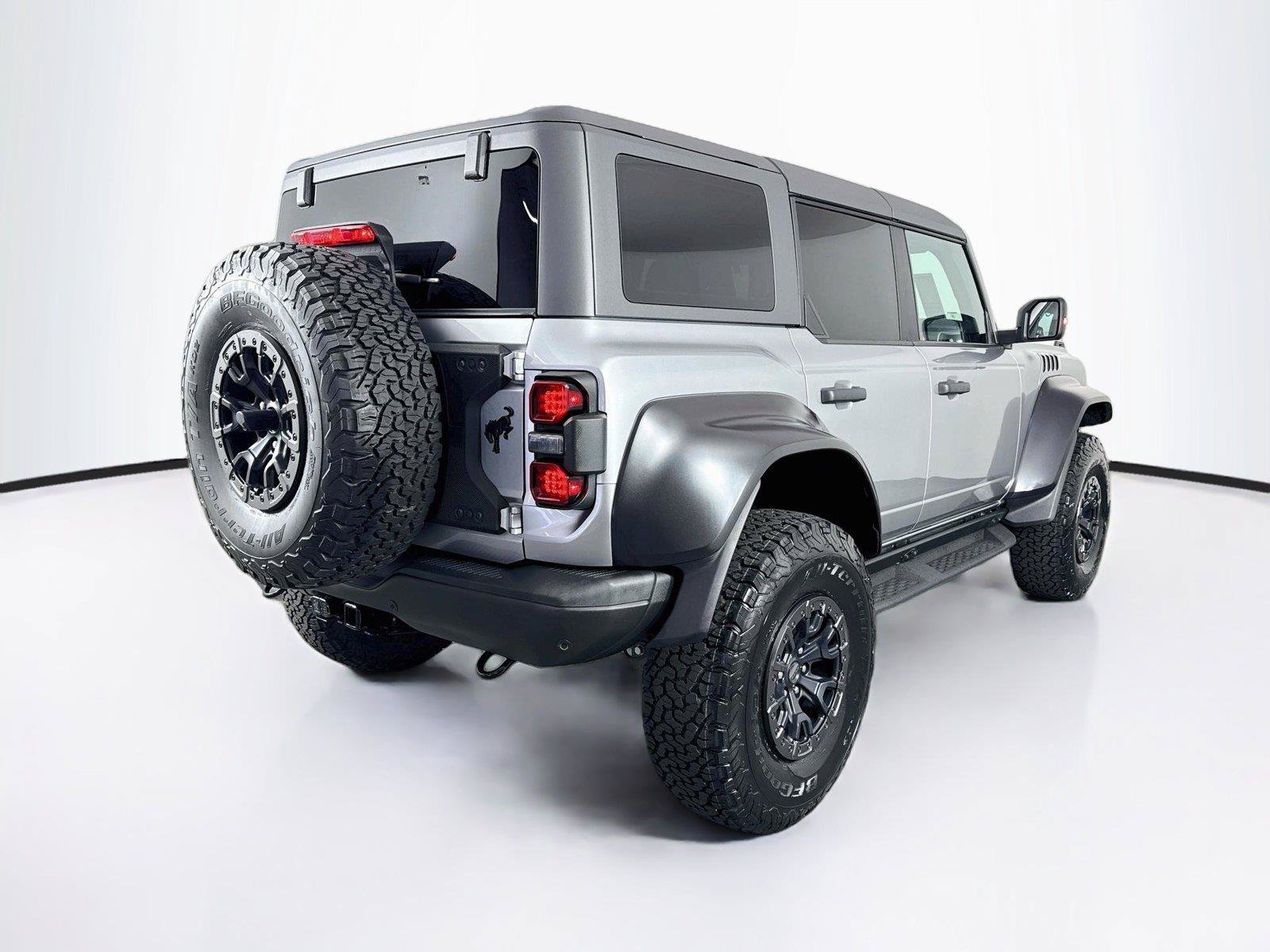 Used 2023 Ford Bronco Raptor AWD/4WD image 2