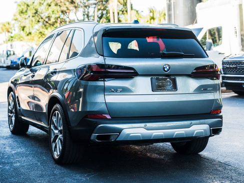 Used 2024 BMW X5 xDrive40i w/ Executive Package image 13