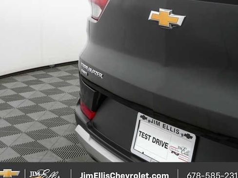 Certified 2025 Chevrolet TrailBlazer LT AWD/4WD image 31