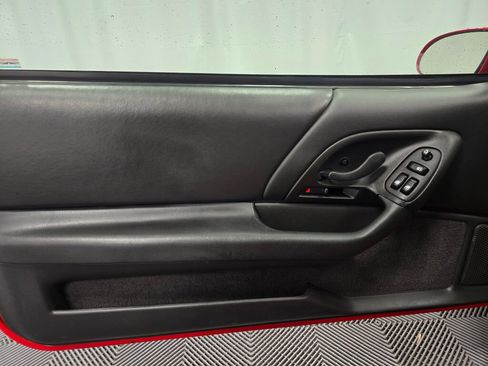 Used 2002 Chevrolet Camaro Z28 w/ SS Performance/Appearance Pkg image 77