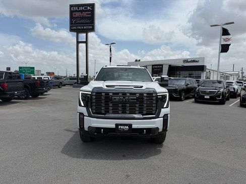 Used 2024 GMC Sierra 2500 Denali Ultimate w/ Max Trailering Package AWD/4WD image 2