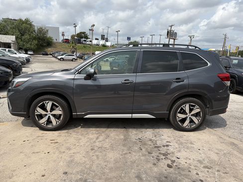 Used 2020 Subaru Forester Touring AWD/4WD image 6