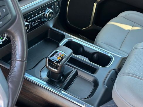 Certified 2023 GMC Sierra 1500 SLT image 13