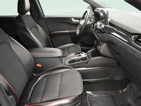 Used 2023 Ford Escape ST-Line image 21