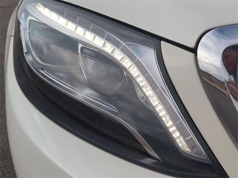 Used 2016 Mercedes-Benz S 550 4MATIC Sedan image 9