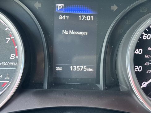 Used 2024 Toyota Camry LE FWD image 29