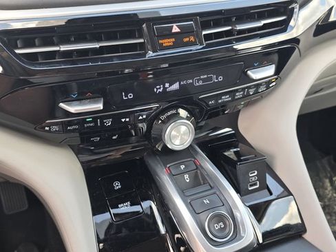 Used 2023 Acura MDX FWD w/ Technology Package image 16