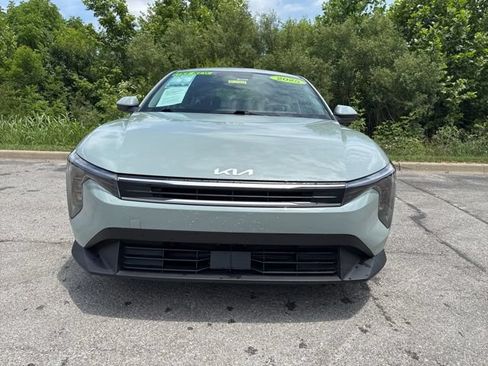 Used 2025 Kia K4 FWD image 3