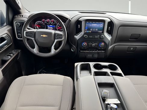 Used 2019 Chevrolet Silverado 1500 LT RWD image 5