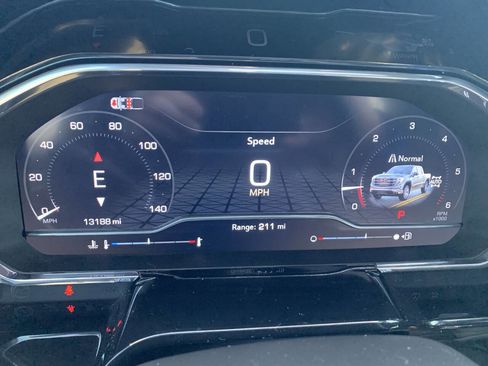 Used 2024 GMC Sierra 1500 Elevation w/ Elevation Premium Package image 18