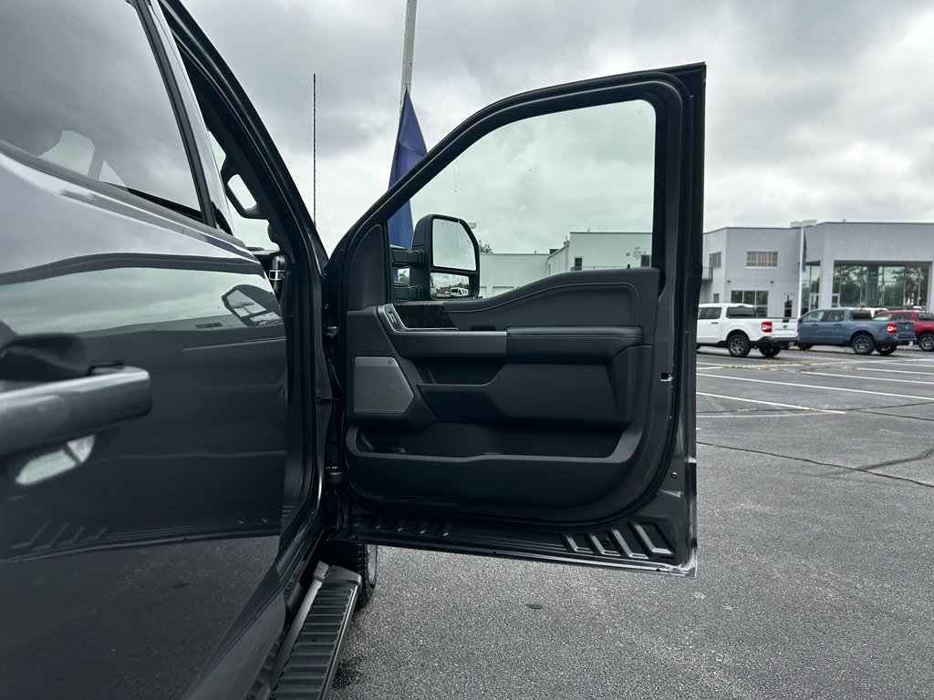 New 2026 Ford F350 Lariat w/ Black Appearance Package AWD/4WD image 20