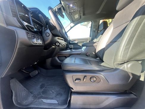 Used 2023 GMC Sierra 1500 SLT w/ SLT Convenience Package AWD/4WD image 16