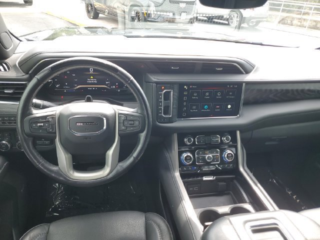 Used 2023 GMC Yukon Denali w/ Denali Reserve Package AWD/4WD image 17