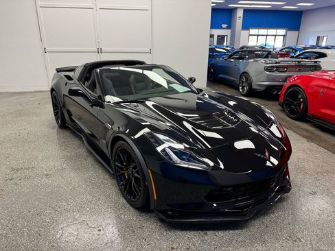 Used 2016 Chevrolet Corvette Z06 w/ 2LZ Preferred Equipment Group image 3