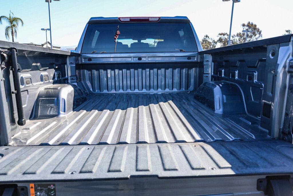 Used 2021 Chevrolet Silverado 1500 Custom Trail Boss AWD/4WD image 25