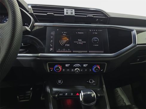 Certified 2025 Audi Q3 2.0T Premium Plus w/ Premium Plus Package image 23