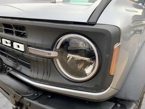 Used 2024 Ford Bronco Black Diamond image 29