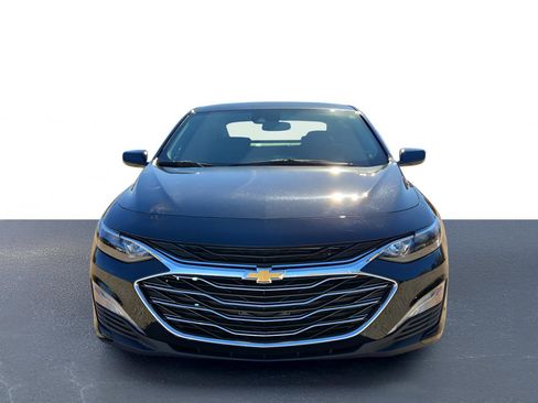 Used 2024 Chevrolet Malibu LT image 2