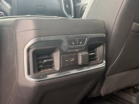 Used 2021 GMC Sierra 1500 AT4 w/ AT4 Preferred Package AWD/4WD image 15