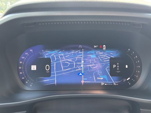 Used 2023 Volvo XC40 B5 Plus w/ Driver Assist Package AWD/4WD image 24