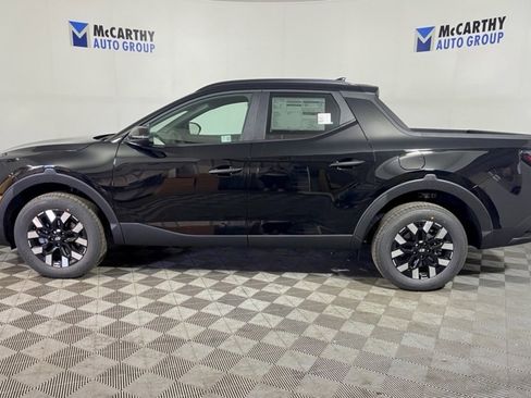 Used 2025 Hyundai Santa Cruz SE image 2