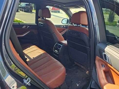 Used 2022 BMW X5 xDrive45e AWD/4WD image 11