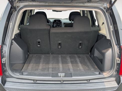 Used 2017 Jeep Patriot Latitude AWD/4WD image 24