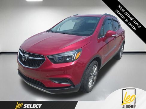 Used 2019 Buick Encore Preferred FWD image 1