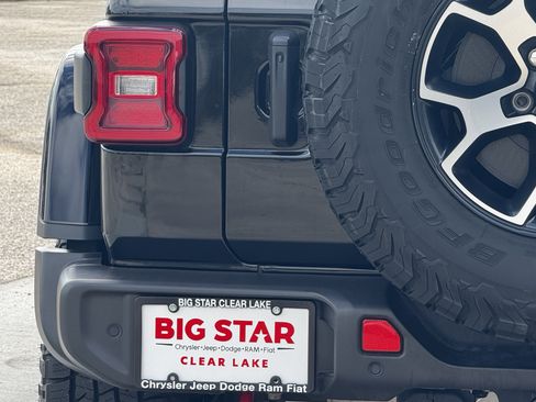 Used 2021 Jeep Wrangler Unlimited Rubicon image 11