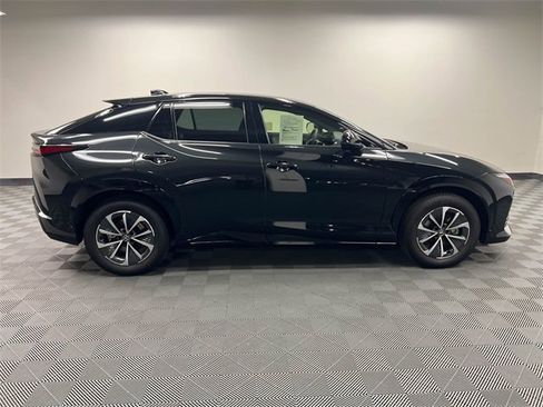 Certified 2024 Lexus RZ 300e Premium image 4