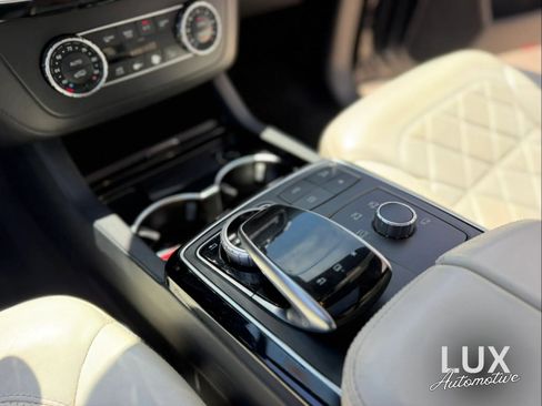 Used 2017 Mercedes-Benz GLS 550 4MATIC image 38