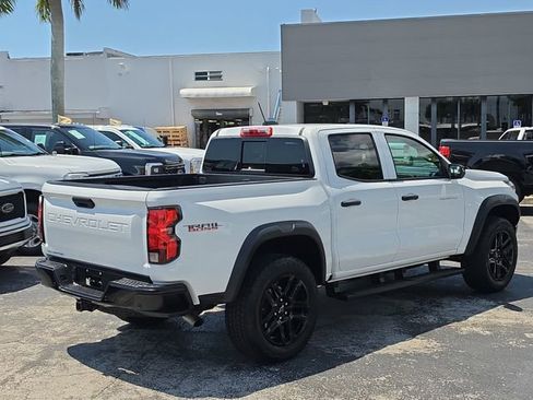 Used 2024 Chevrolet Colorado Trail Boss w/ Advanced Trailering Package AWD/4WD image 4