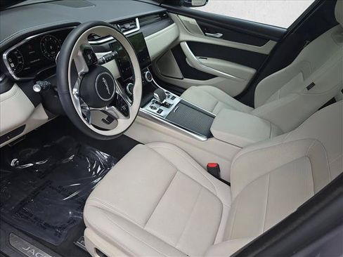Used 2024 Jaguar XF R-Dynamic SE AWD/4WD image 16