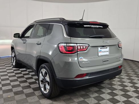 Used 2022 Jeep Compass Limited AWD/4WD image 5