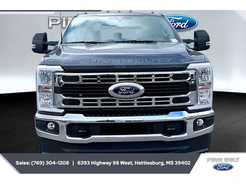 New 2026 Ford F250 XLT AWD/4WD image 3