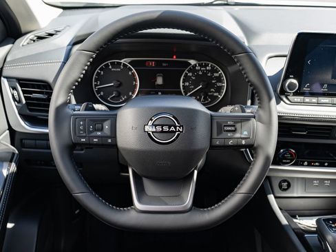 New 2026 Nissan Rogue SV image 12