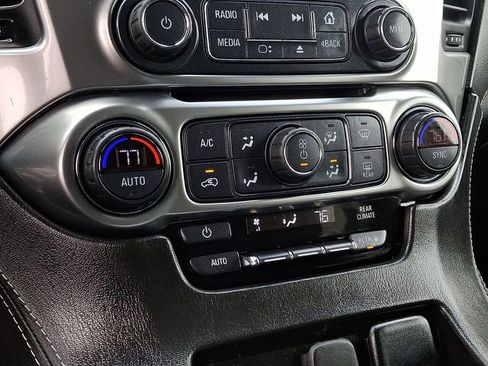 Used 2019 Chevrolet Tahoe LS w/ Enhanced Driver Alert Package AWD/4WD image 16