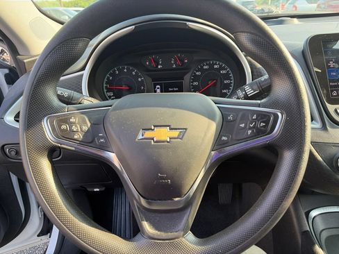 Used 2024 Chevrolet Malibu LT FWD image 24