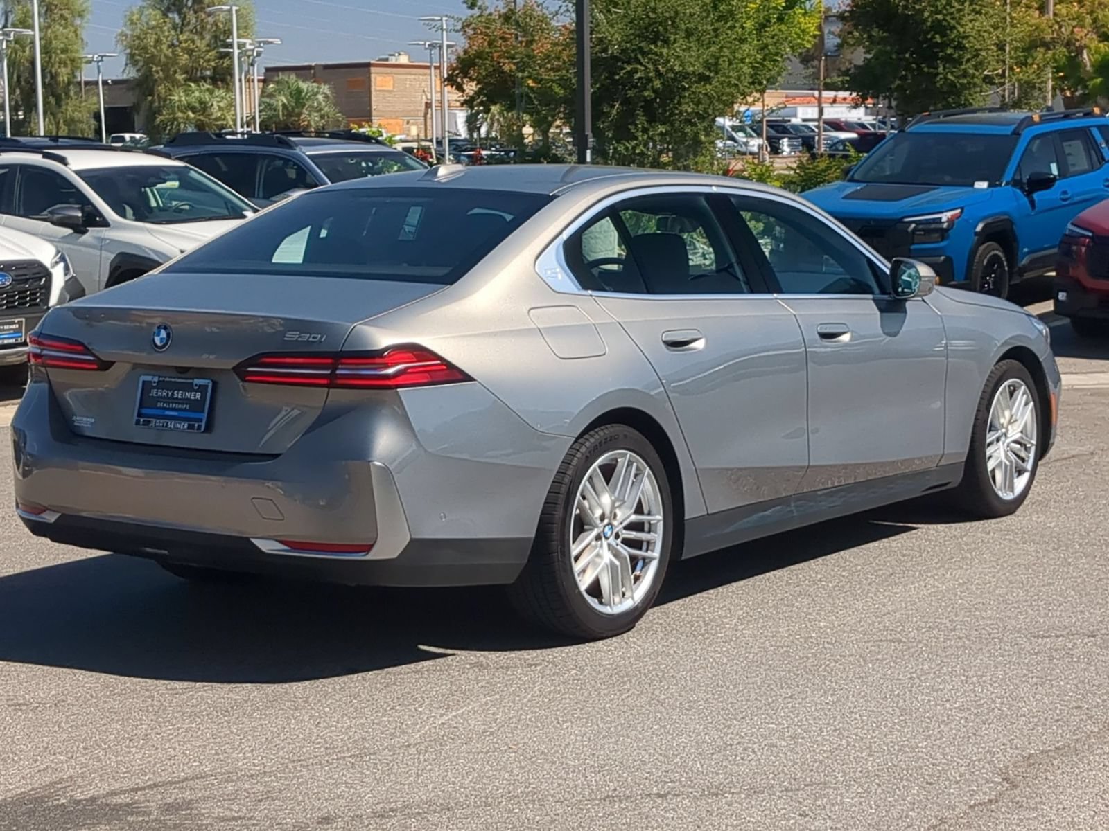 Used 2024 BMW 530i RWD image 5