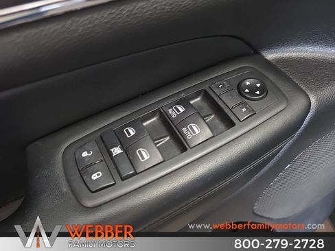 Used 2020 Jeep Grand Cherokee Limited AWD/4WD image 13