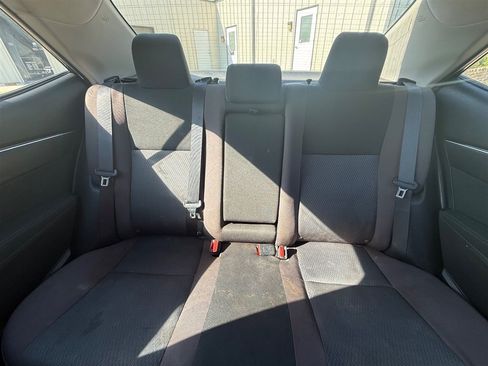 Used 2018 Toyota Corolla LE FWD image 23