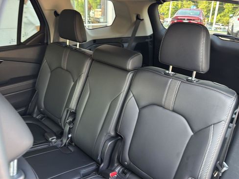 Used 2025 Honda Pilot EX-L image 31