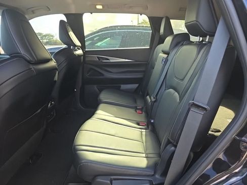 Certified 2023 INFINITI QX60 Luxe w/ Cargo Package image 6