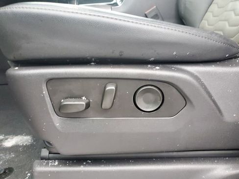 Certified 2025 Chevrolet Silverado 1500 ZR2 w/ Technology Package image 24