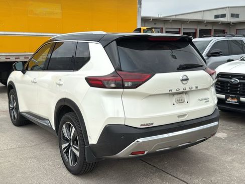 Used 2021 Nissan Rogue Platinum AWD/4WD image 4